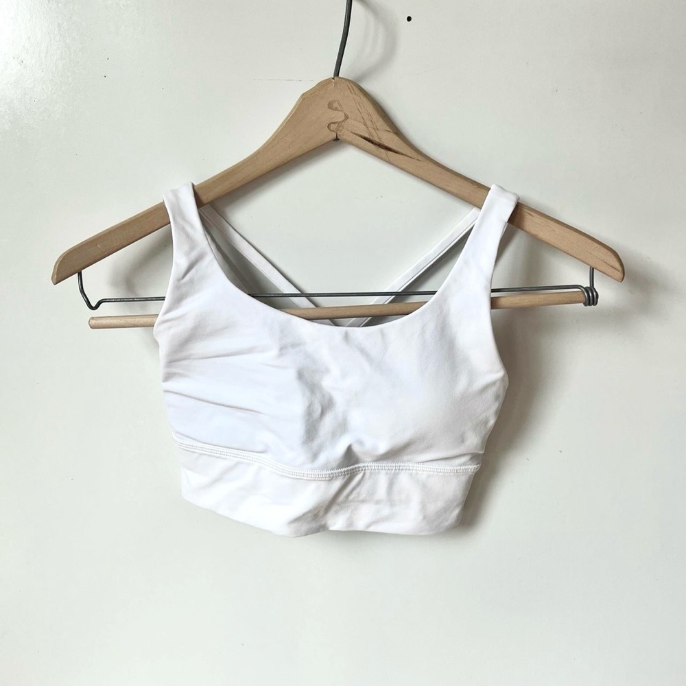 Lululemon White Sports Bra 🦢